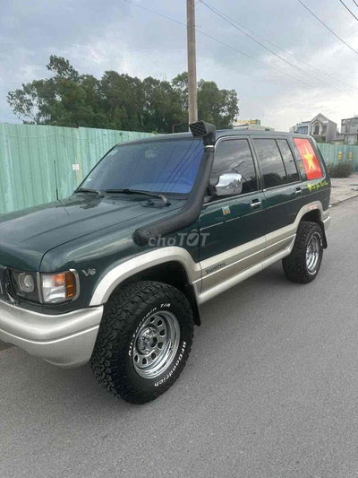 Isuzu Trooper 1997 xe 2 cầu cực mới rin 100%