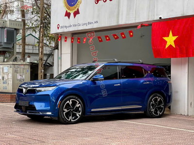 Xe VinFast VF9 Plus 6S 2024