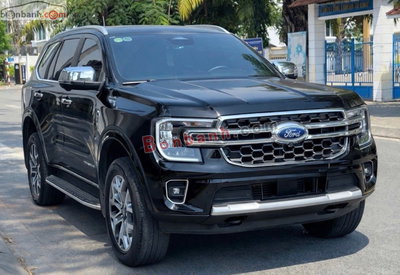 Xe Ford Everest Titanium 2.0L 4x2 AT 2025