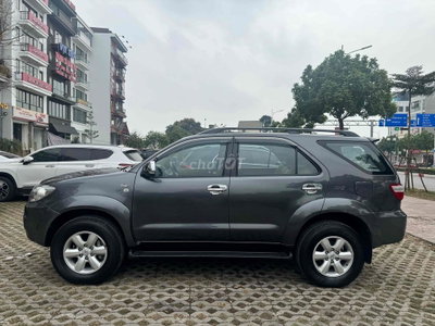 Toyota Fortuner 2009 2.5G - 170000 km
