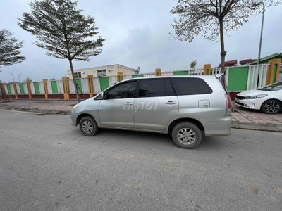 Toyota Innova 2009 Bạc