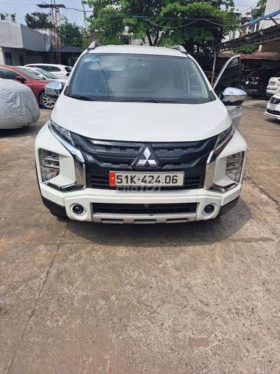 Xpander Cross 2022 17000 km. sơn zin. 1 đời chủ