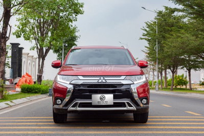 Mitsubishi Outlander 2021 CVT 2.0L 40000 km Đỏ