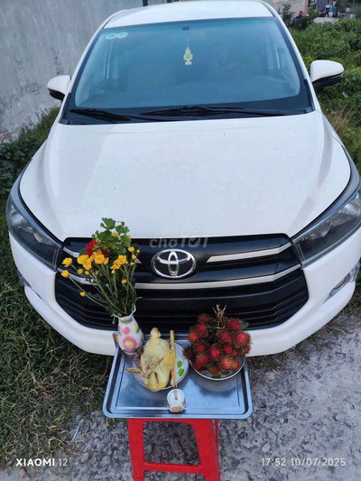 Toyota Innova 2019 Trắng