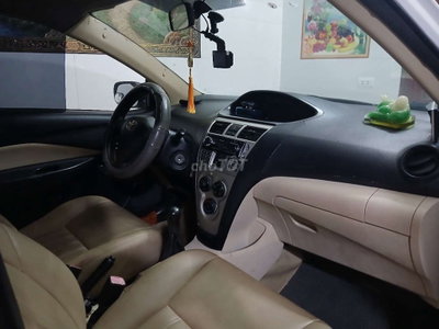 Toyota Vios 2011 E Trắng 740.000 km