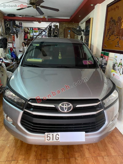 Xe Toyota Innova 2.0E 2017
