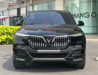 Xe VinFast Lux SA 2.0 Base 2.0 AT 2019