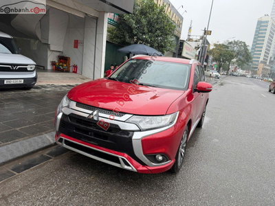 Xe Mitsubishi Outlander 2.0 CVT 2022
