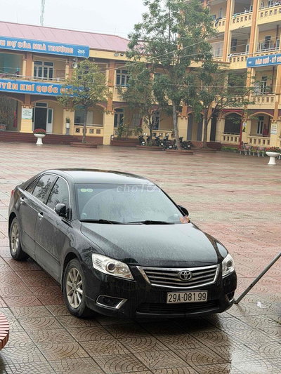 Toyota Camry 2010 2.0E Đen