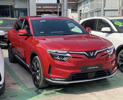 Vinfast VF8 Plus 2024 pin CATL lướt - Hồ sơ sẵn