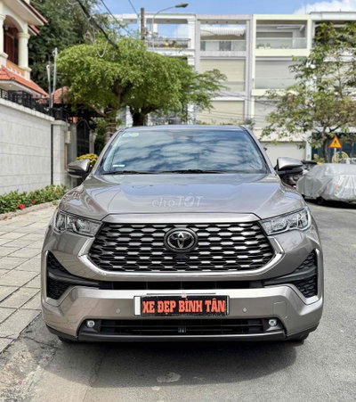 Toyota Innova Cross HEV 2023 68.000 km