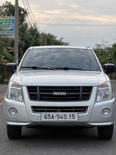Isuzu D-Max Bạc