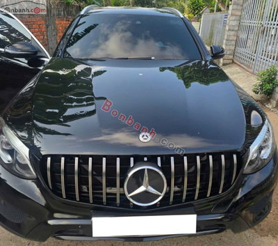 Xe Mercedes Benz GLC 250 4Matic 2018