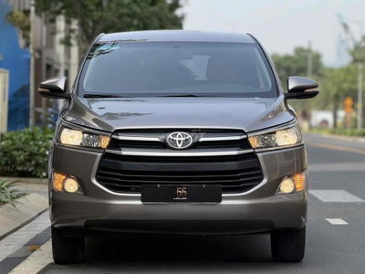 Toyota Innova 2017 2.0G - Một chủ xe gia đình.
