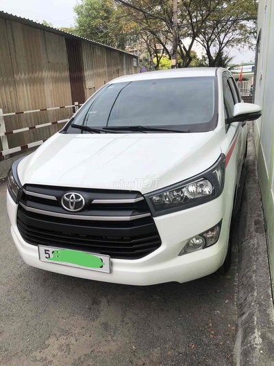 TOYOTA INNOVA 2019 2.0 E giá 39x còn tluong