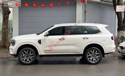 Xe Ford Everest Titanium Plus 2.0L 4x4 AT 2023