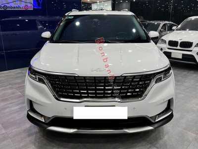 Xe Kia Carnival Signature 2.2D 2024