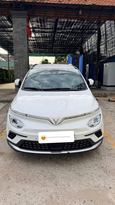 Xe điện Vinfast VF e34 2022 Trắng