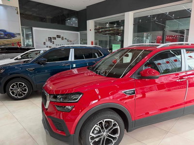 Skoda Kushaq Đỏ Gầm cao