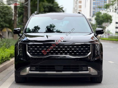Xe Kia Carnival Signature 2.2D 2025