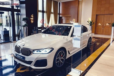 Xe BMW 5 Series 530i M Sport 2022