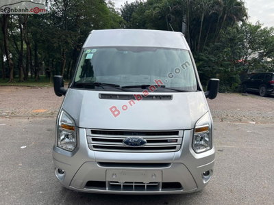 Xe Ford Transit Standard MID 2020