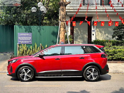 Xe Peugeot 5008 Premium 2023