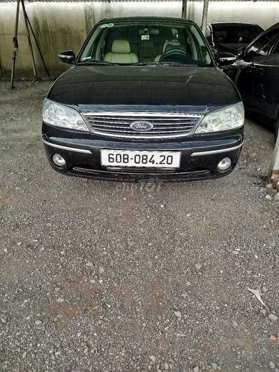 Ford Laser 2004 Đen
