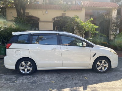 Ford i-Max Trắng 2009