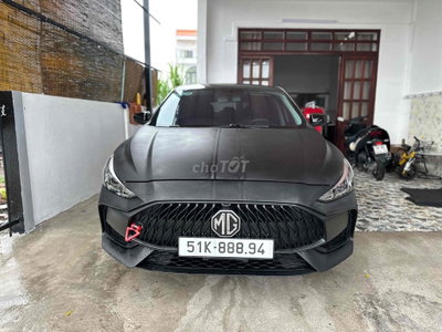 MG MG5 Đen STD nhám 5 chỗ