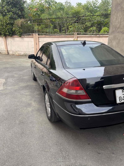 Ford Mondeo Đen 5 chỗ