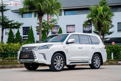 Xe Lexus LX 570 2016