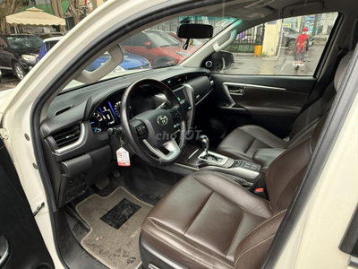 Toyota Fortuner 2018 2.7V Trắng