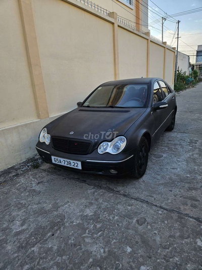 Mercedes-Benz C-Class Đen Đã tân trang