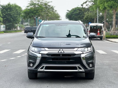 Mitsubishi Outlander 2021 2.0 CVT Premium, màu xám