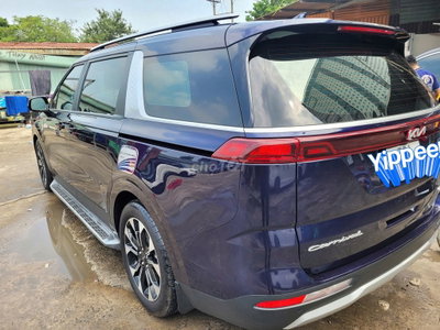 Kia Carnival 2021 Xanh tím 70.000 km
