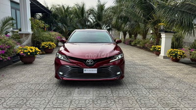 TOYOTA CAMRY 2.0G 2020 NHẬP THÁI – 1 CHỦ