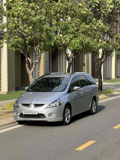 Mitsubishi Grandis 2008 Bạc