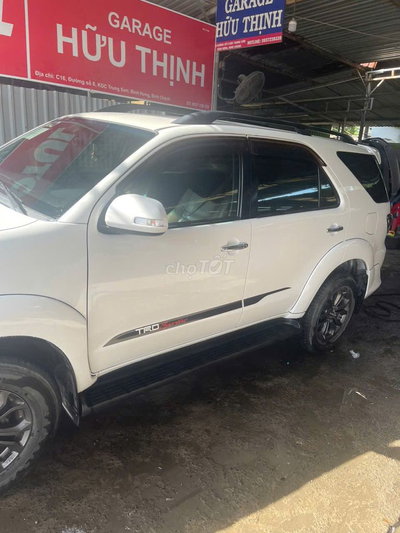 Toyota Fortuner 2015 Trắng