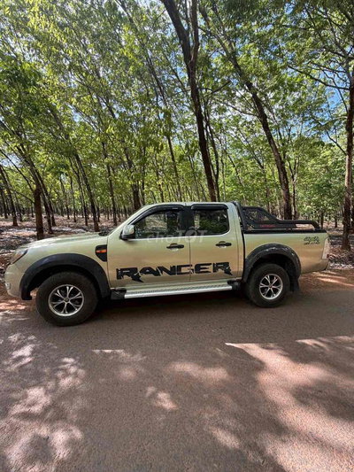 Ford Ranger 2009 Vàng cát