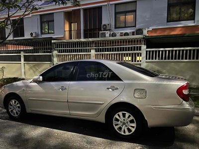 Toyota Camry 2.4G Hồng phấn nguyên bản
