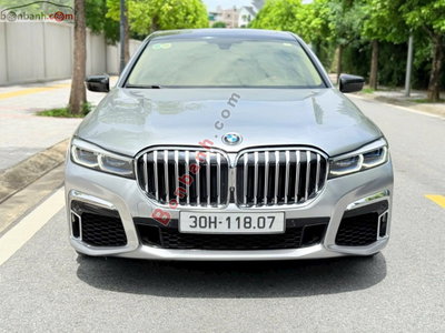 Xe BMW 7 Series 730Li 2016
