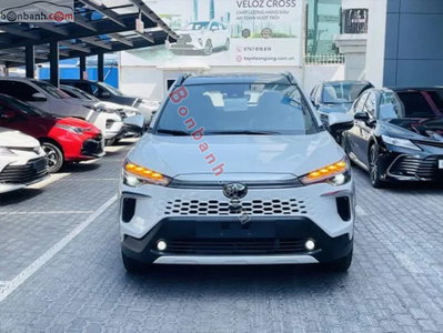 Xe Toyota Corolla Cross 1.8V 2026
