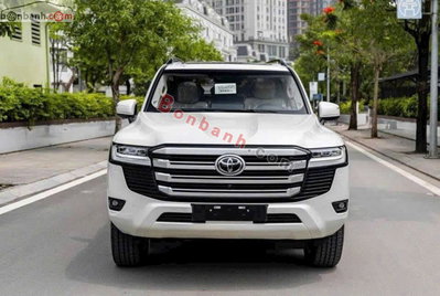 Xe Toyota Land Cruiser 3.5 V6 2026