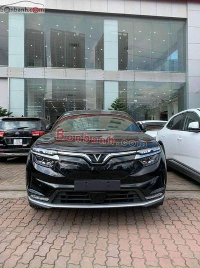 Xe VinFast VF8 Plus AWD 2026