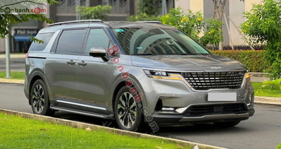 Xe Kia Carnival Signature 2.2D 2024