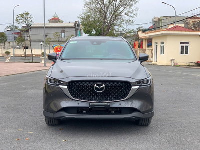 CX8 2.5AT Premium 7 chỗ 2025 Xám 2.300km