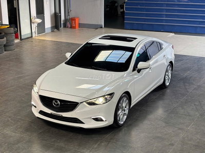 Mazda 6 Trắng 5 chỗ