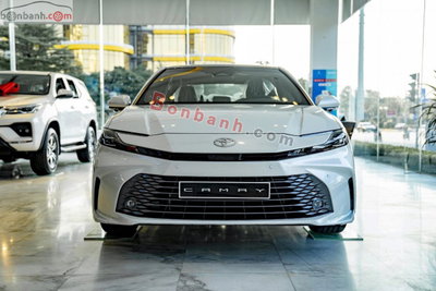 Xe Toyota Camry 2.5 HEV Top 2026