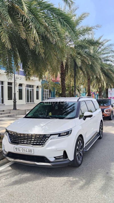 Kia Carnival 2024 Pre 7 Trắng